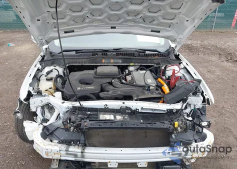 2020 Ford Fusion Hybrid Titanium z USA, uszkodzony, nr VIN 3FA6P0RUXLR139574